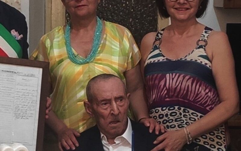 Niscemi, i cento anni di nonno Gaetano. Un secolo di vita tra storia, affetti ed emozioni