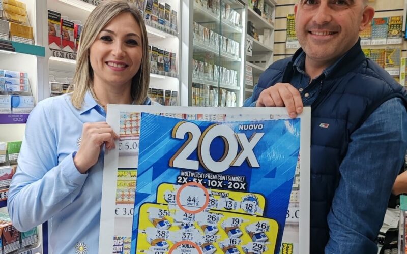Niscemi: «gratta e vince» diecimila euro, San Martino porta bene a un cliente fortunato