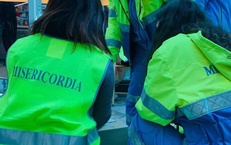 Niscemi promuove la colletta alimentare grazie ai volontari di Misericordia, Adra e Lions Club