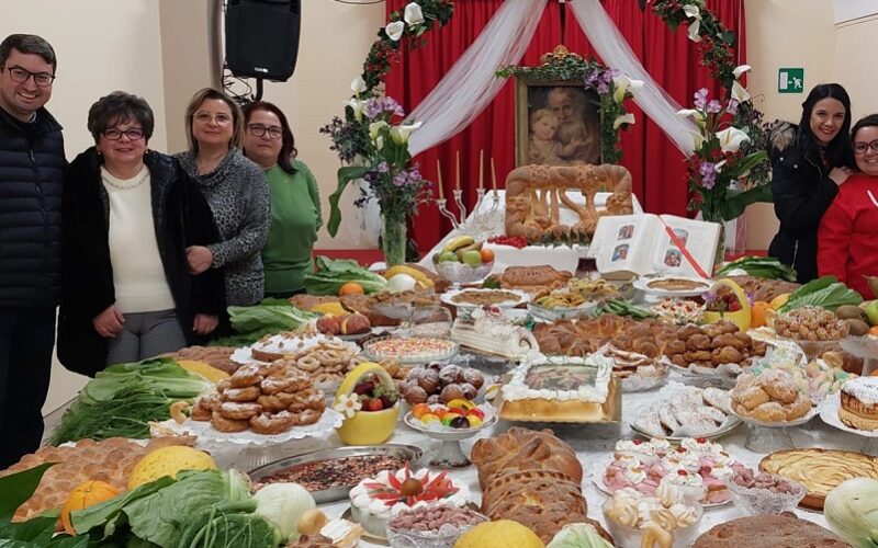 Vallelunga: tavolate e un pranzo di solidarietà . Nel pomeriggio festa in oratorio con i bambini