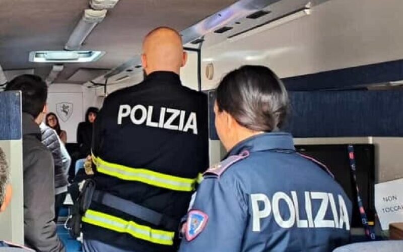 Gela, controlli sul pullman della gita. Conducente aveva un documento scaduto