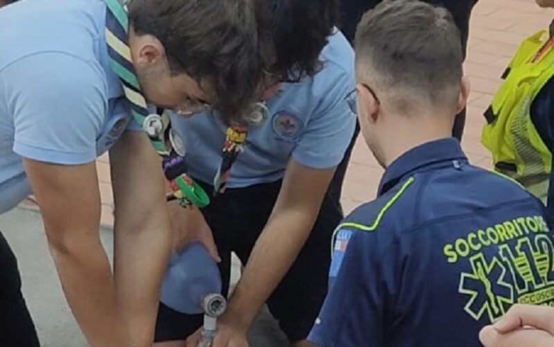 Giovani scout imparano manovre salva vita. Giornata di formazione con la Procivis a Santa Maria di Bethlem