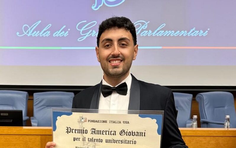 A Gaetano Alessio Cirrito il premio America Giovani. La bella storia di un giovane professore. A 24 anni ha già una carriera di successo