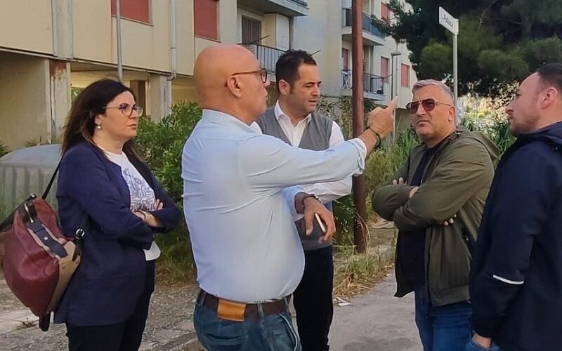 Gela: terreni abbandonati, tra erbacce e spazzatura. Si programmano le bonifiche