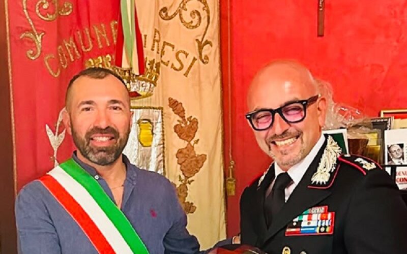 Riesi, targa al tenente colonnello Montemagno. A Gela cerimonia di saluto e consegna pergamena