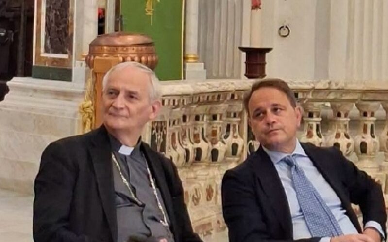 Niscemi: il cardinal Zuppi tra gli sfollati della frana, la Cei finanzierà la nuova scuola