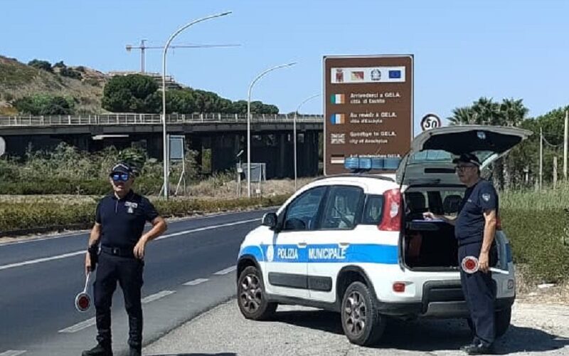 Gela, altro giro di vite contro i «pirati della strada». Sanzionati 20 automobilisti e motociclisti