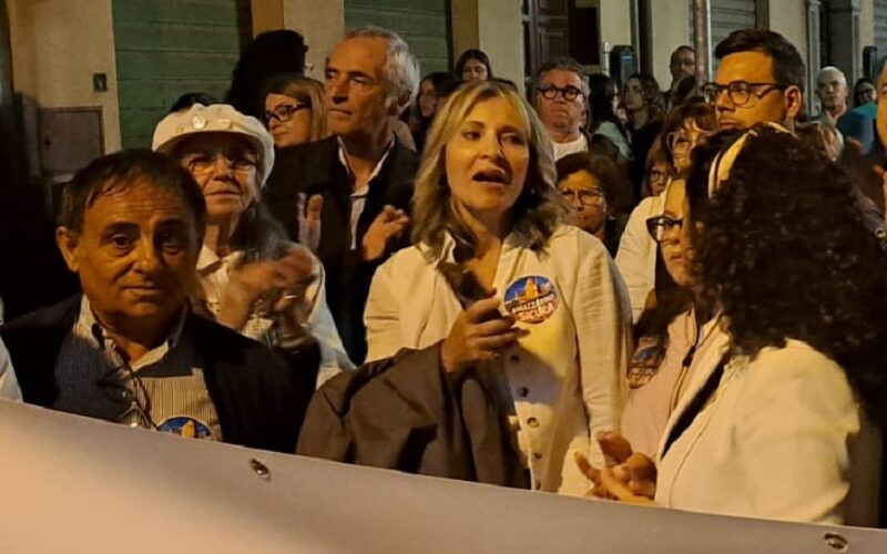 Mazzarino dice basta, un corteo massiccio contro furti con spaccata e criminalità diffusa